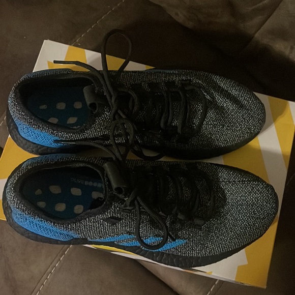 men’s adidas pureboost sneakers - Picture 3 of 6